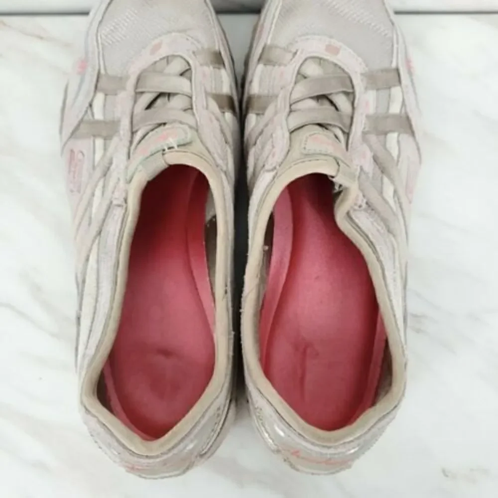 Skechers Relaxed‎ Fit Womens 8.5 Memory Foam Tan Pink Slip On Shoes 22451